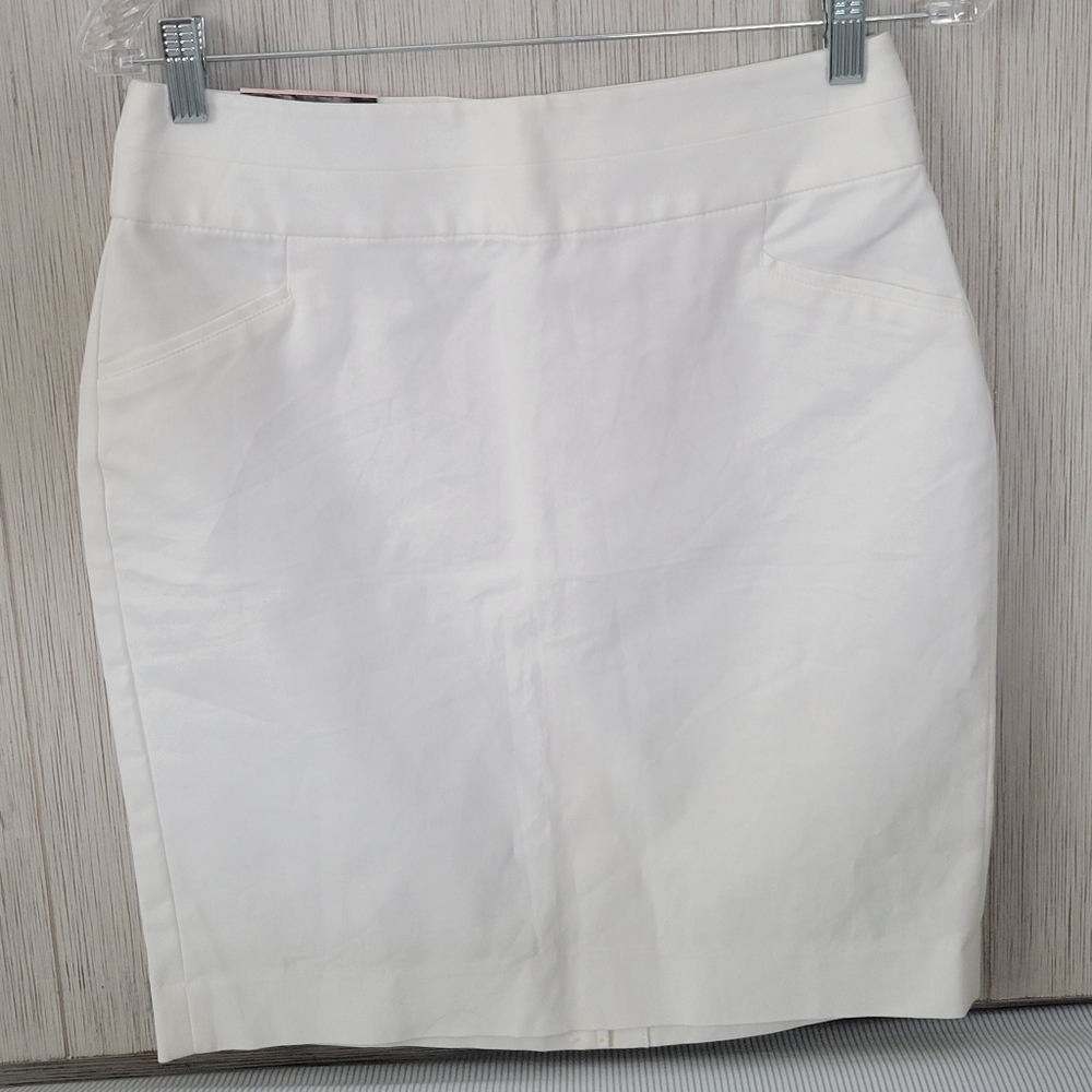 Banana Republic White Skirt Size 4